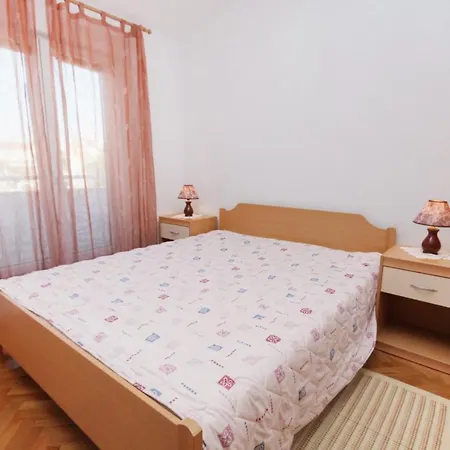 5999c Apartment